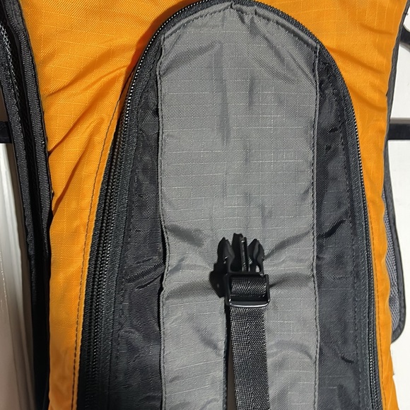 Camelbak Rocket Hydration Hiking Backpack - Picture 5 of 11